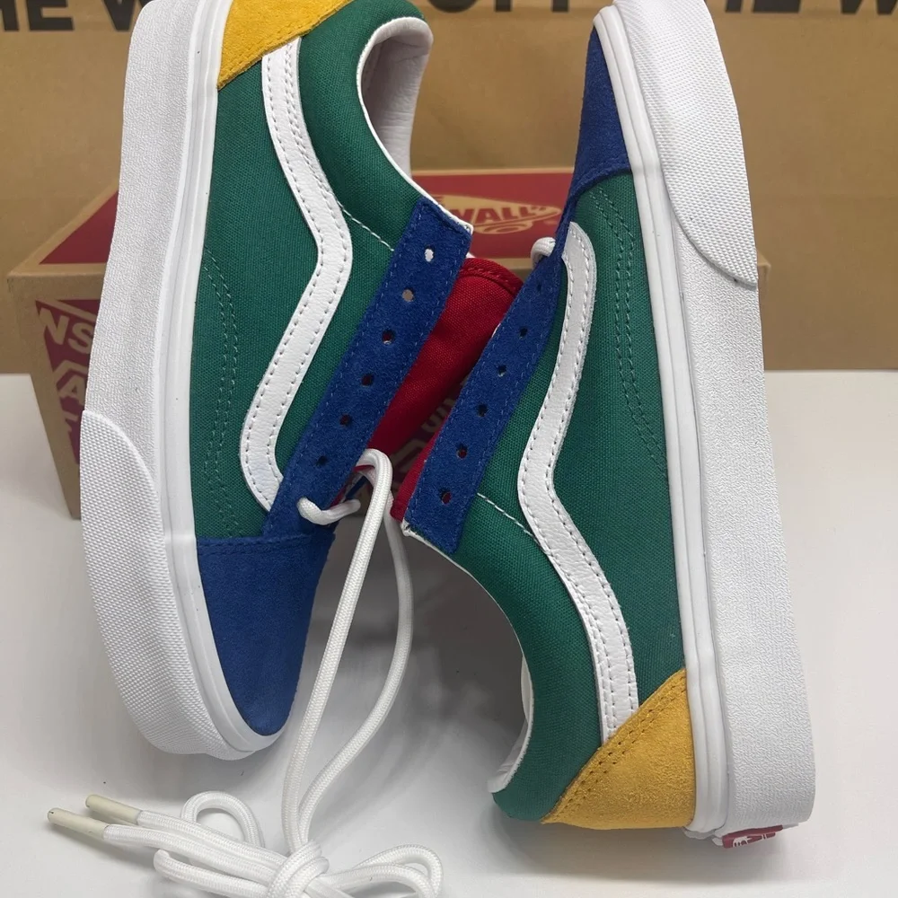 Vans Women's Old Skool (Vans Yacht Club) Blue/Green Sneakers
VN0A38G1R1Q - Picture 5 of 16